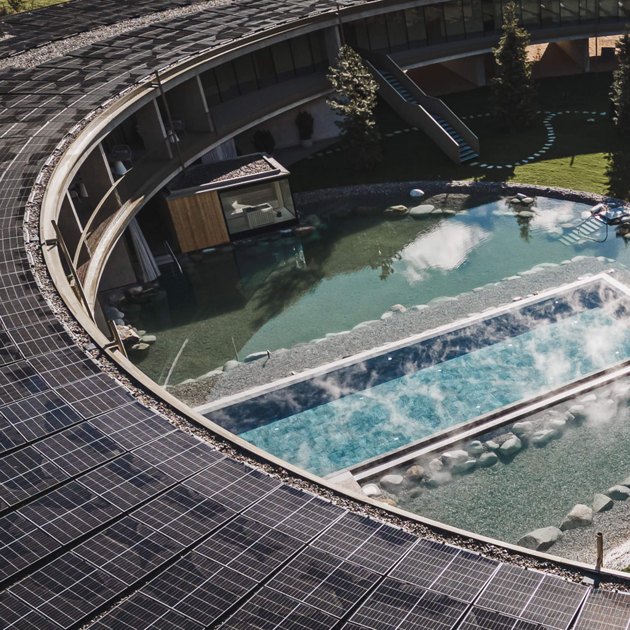 Aparthotel produziert grünen Strom mit Fotovoltaik - OLM Nature Escape