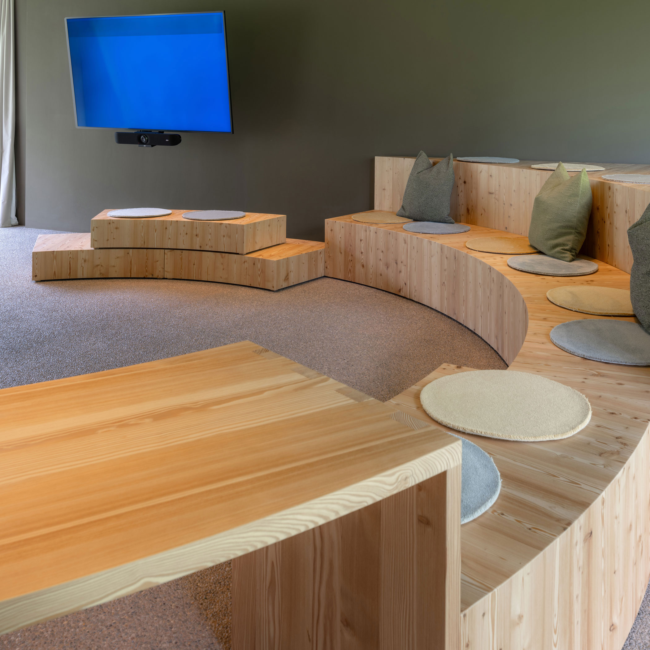 Olm Seminarraum MEET°